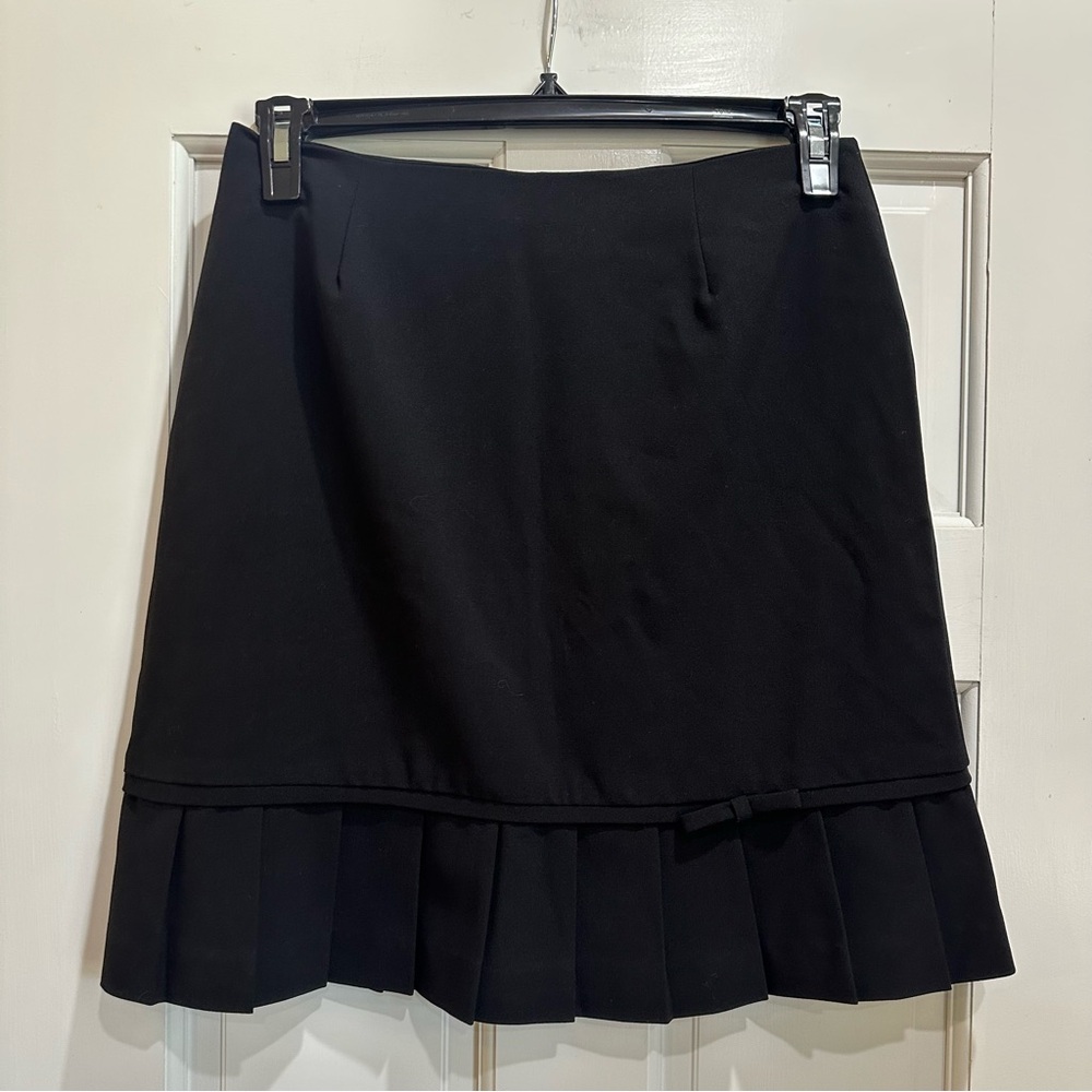 Good Clothes Skirt 6 Black Back Zip Ruffle Bottom
